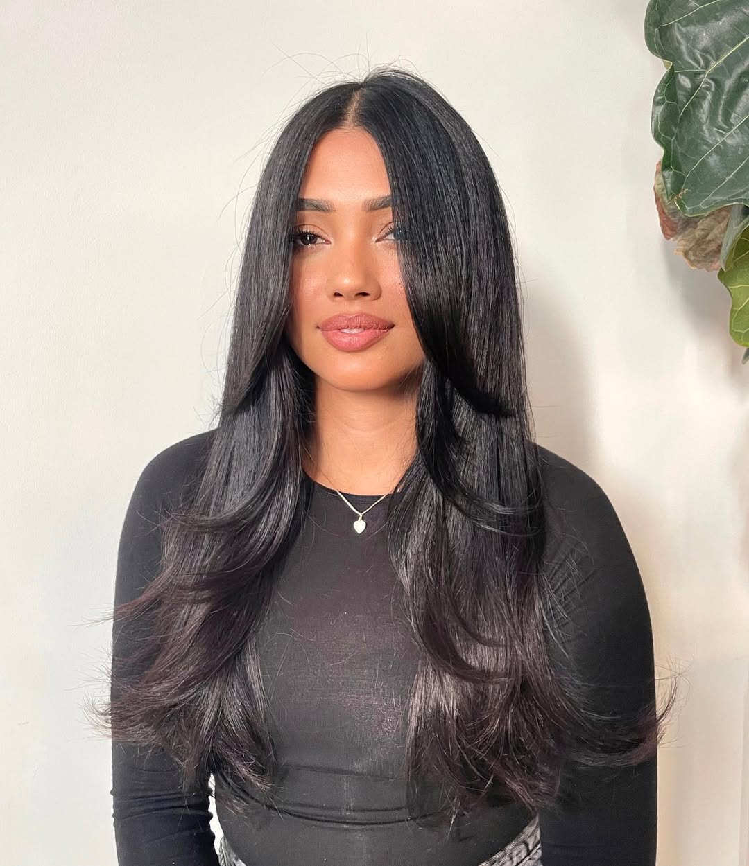 Sophisticated Face-Framing Layers With Subtle Dark Auburn