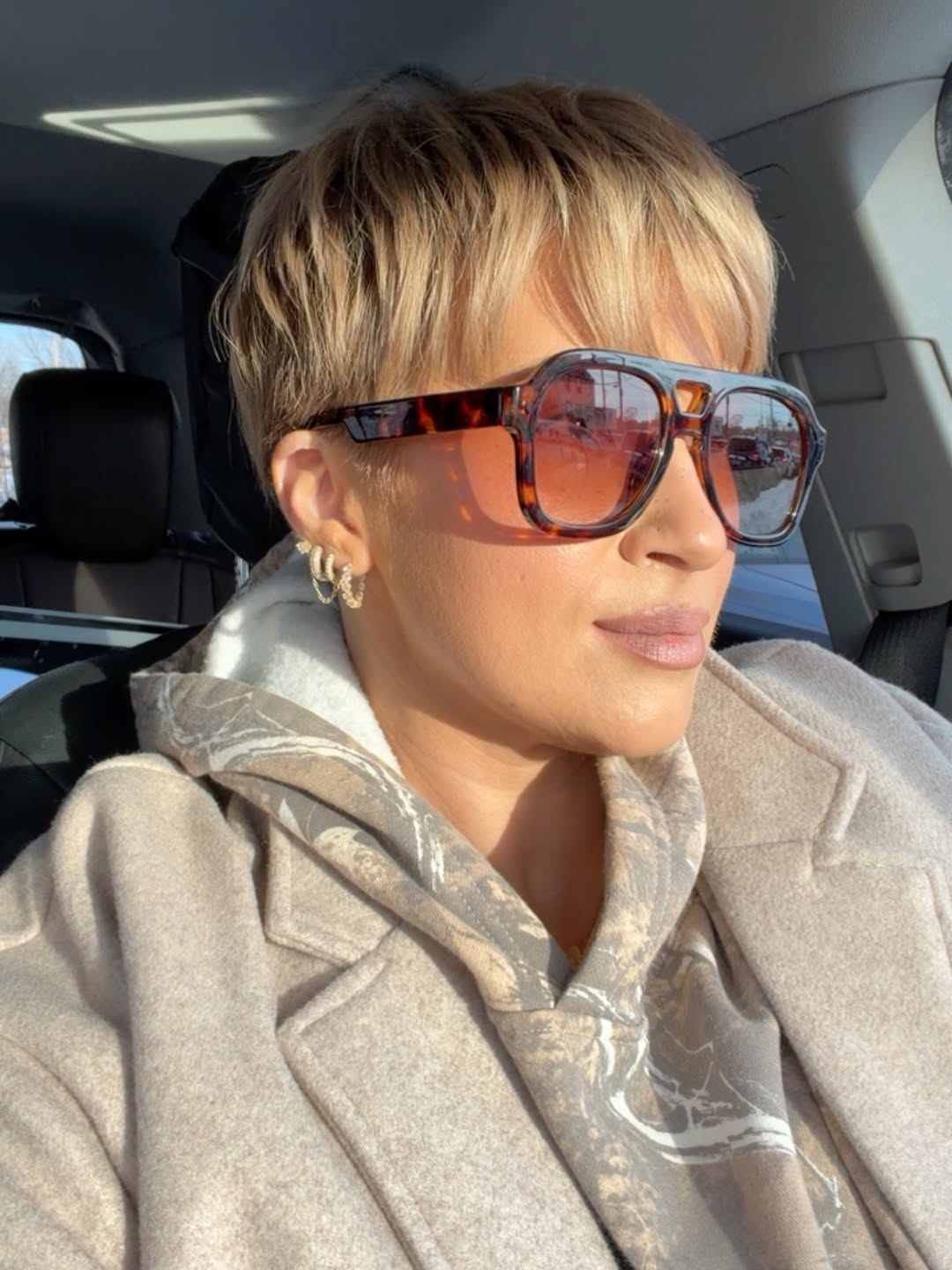 Textured Short Pixie Sunny Honey Blonde