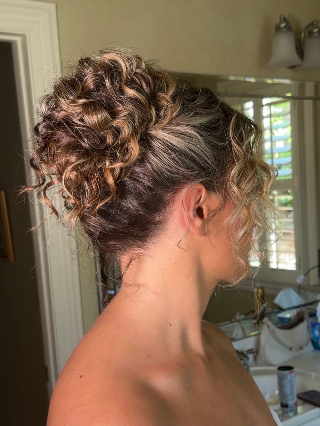 Textured Voluminous Messy Updo Summer Highlights