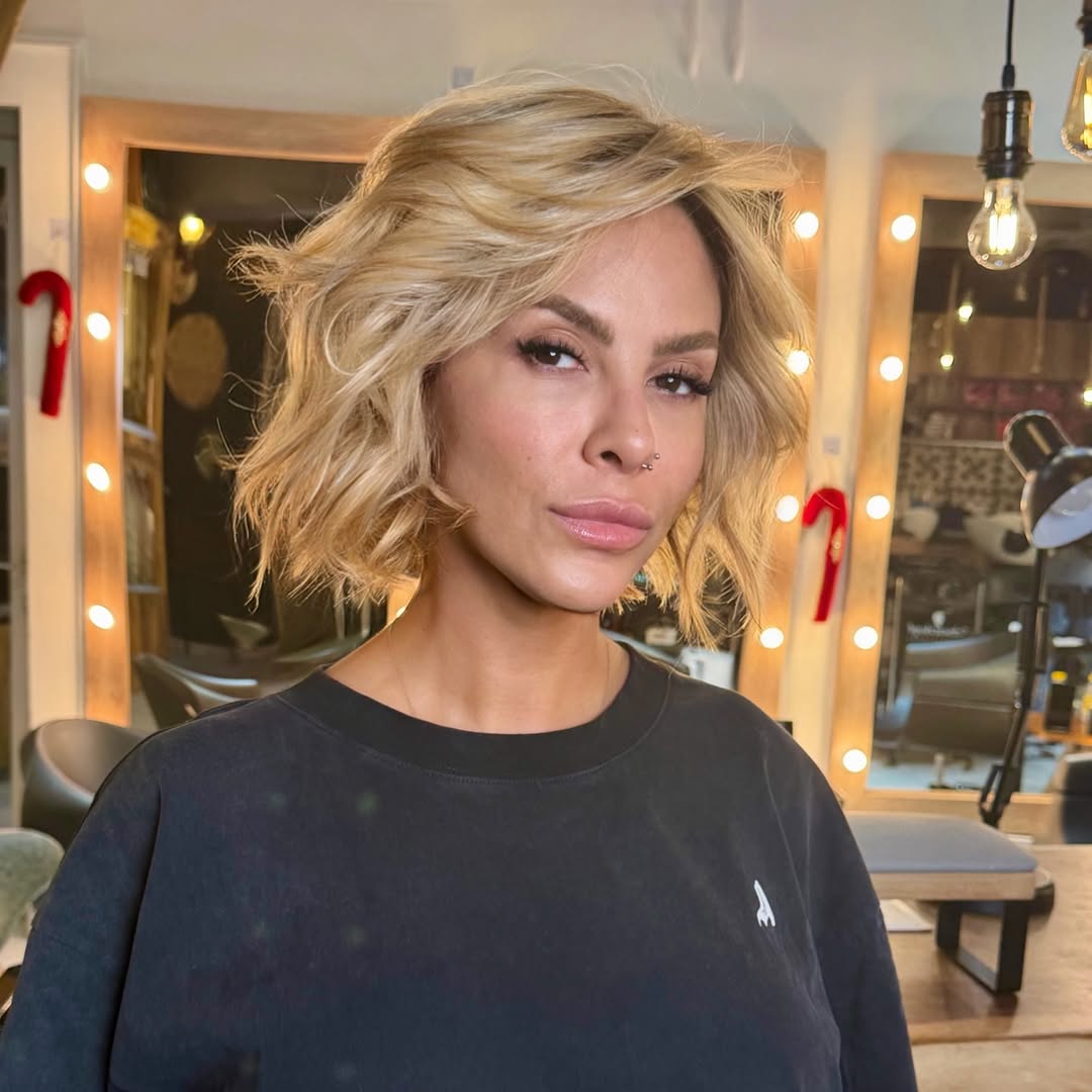 Textured Wavy Blonde Bob for Summer Fun