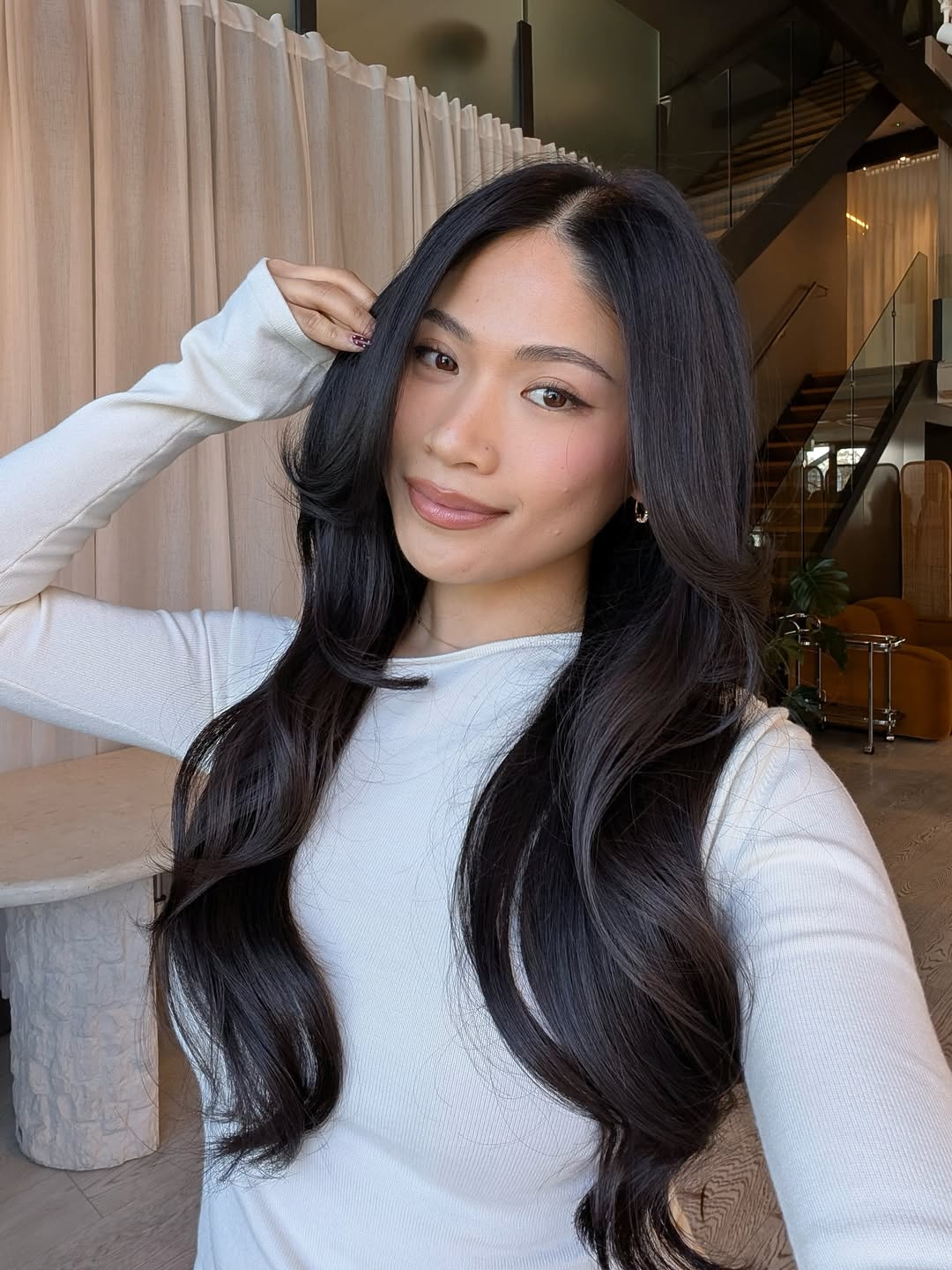 Voluminous Dark Chocolate Waves With Face-Framing Layers