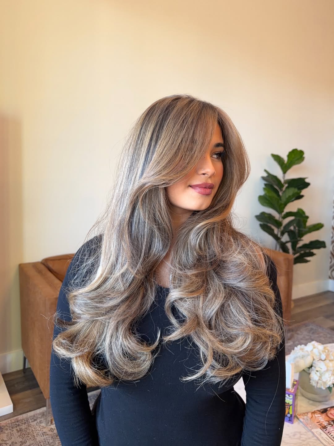 Voluminous Honey Bronde Waves With Face Framing