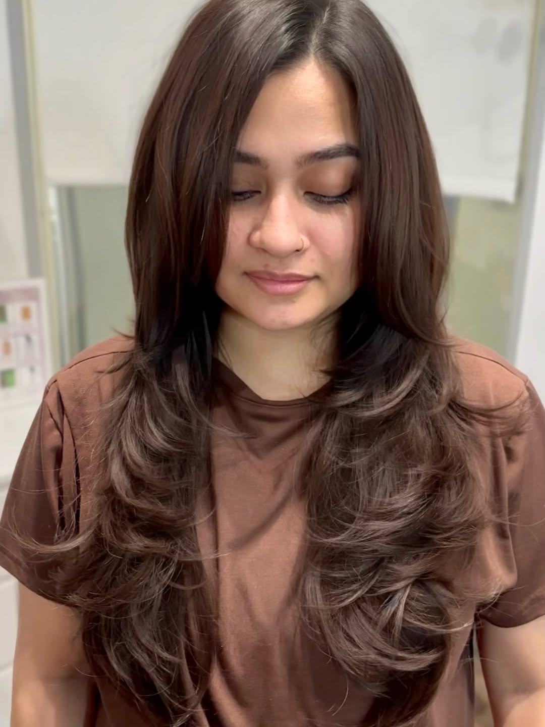 Voluminous Layered Cut With Face-Framing Waves