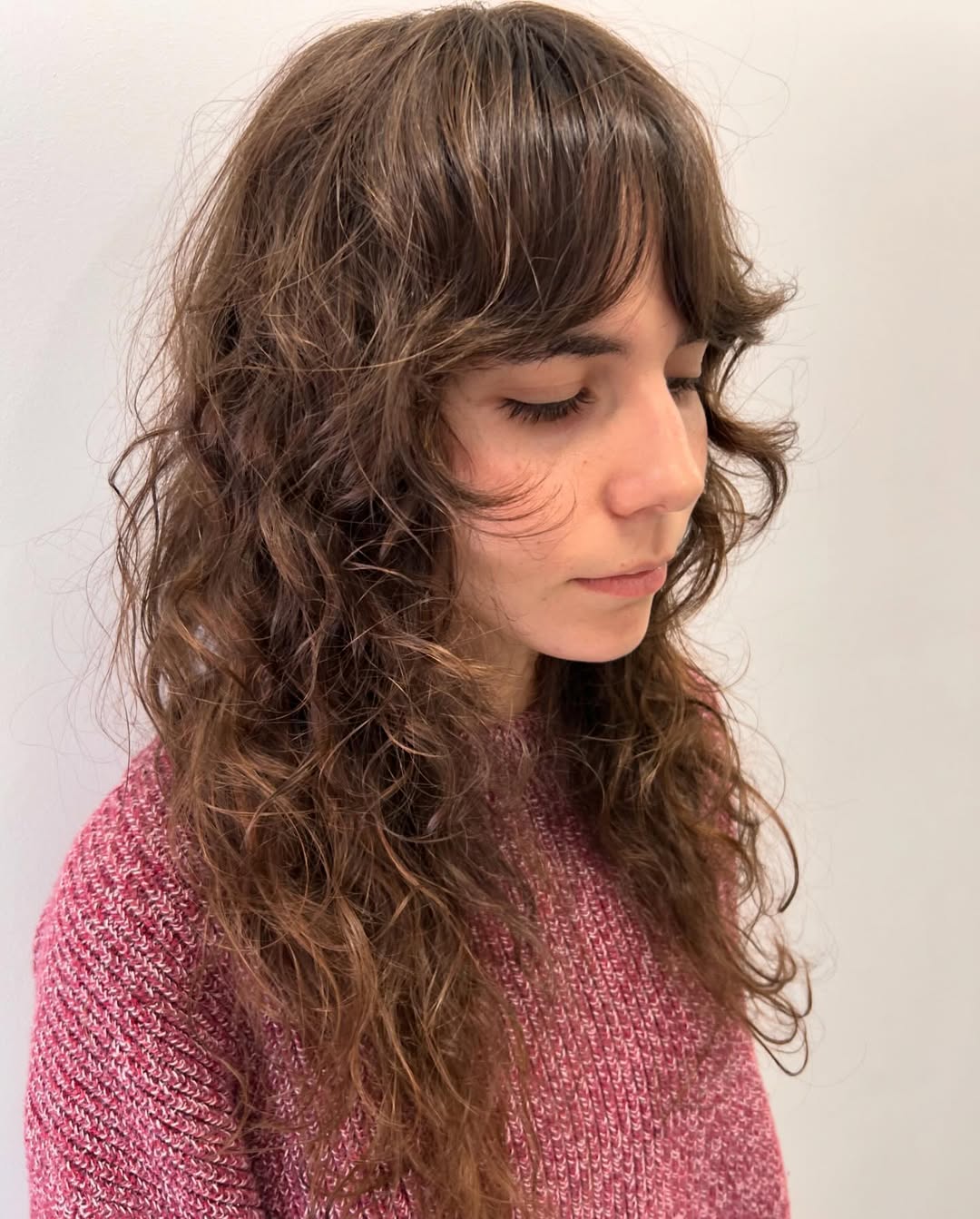 Wavy Chestnut Shag With Curtain Bangs