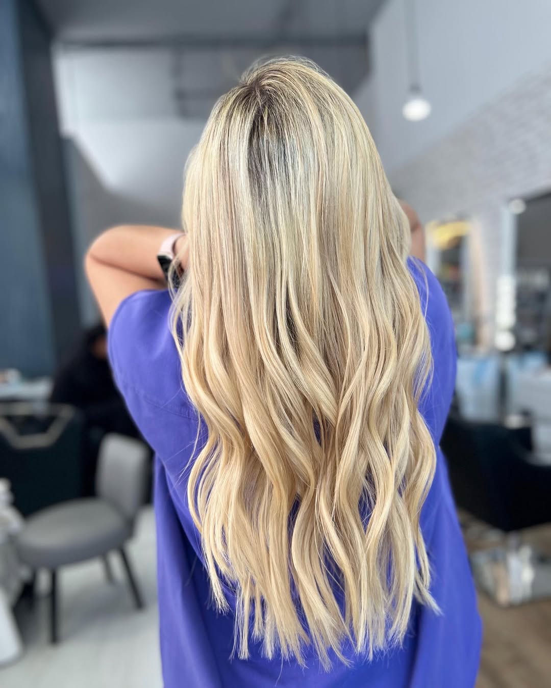 Wavy Dirty Blonde With Shadow Root