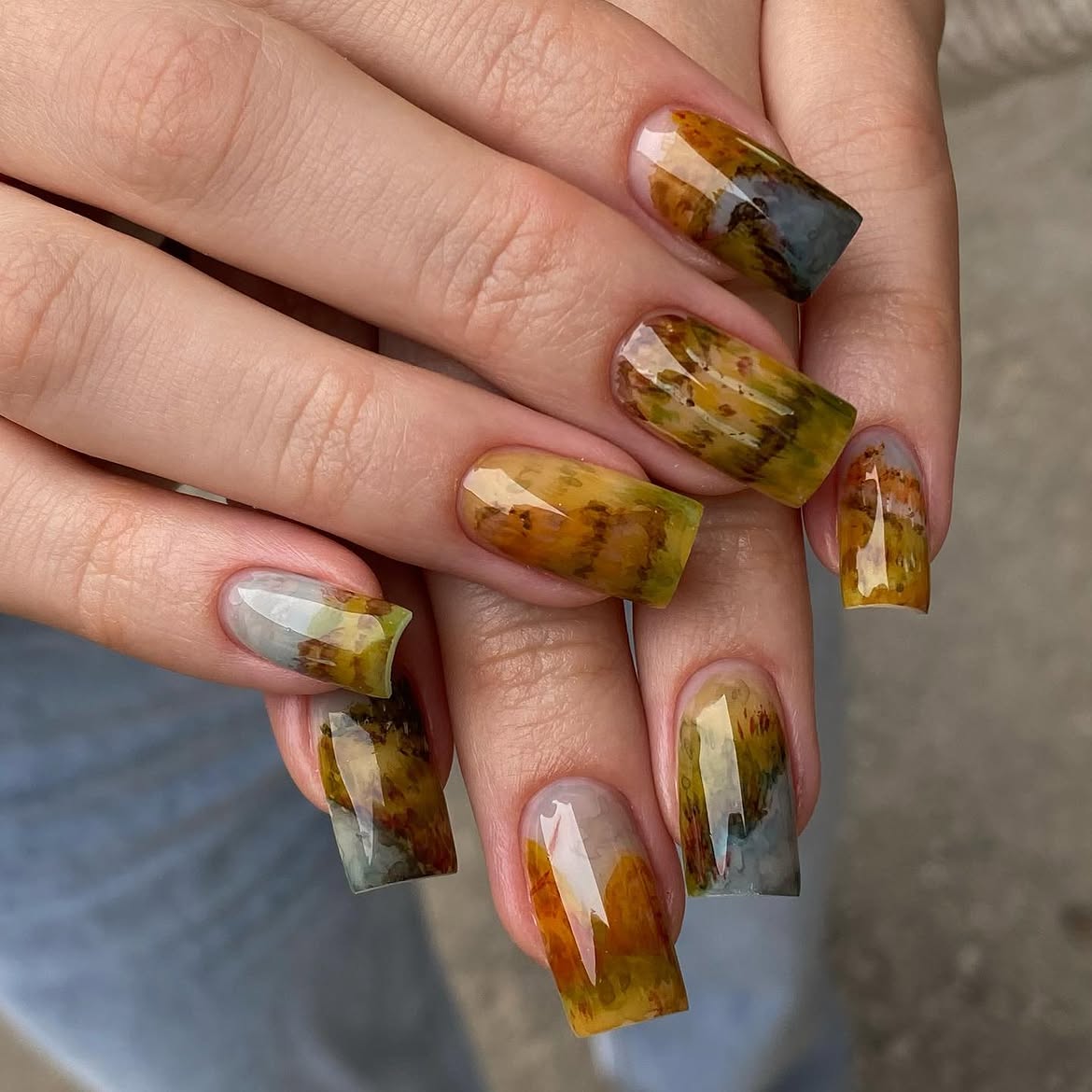 Artistic Amber and Moss Swirl Medium Square Nails