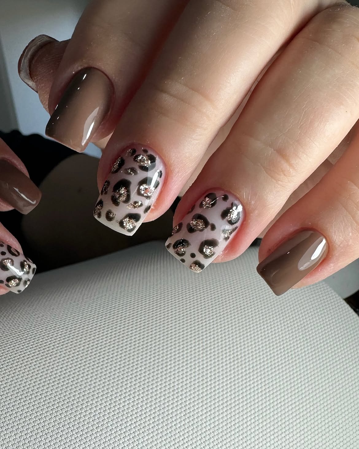 Brown & Gold Glitter Cheetah Accent Nails