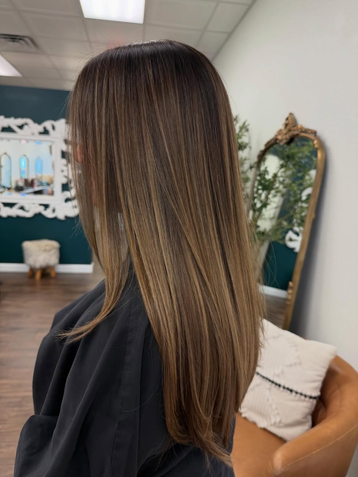 Caramel Balayage On Brunette Collarbone Cut
