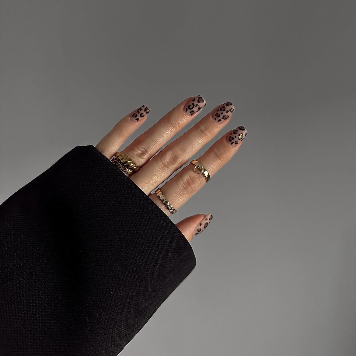 Chic Leopard Print Almond Nails