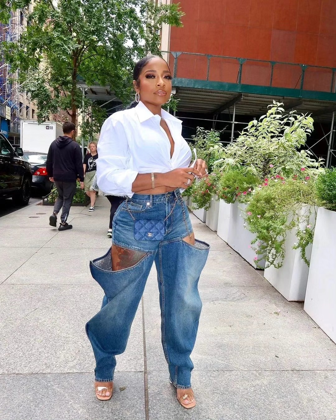 Chic Oversized White Shirt With Unique Denim Pants