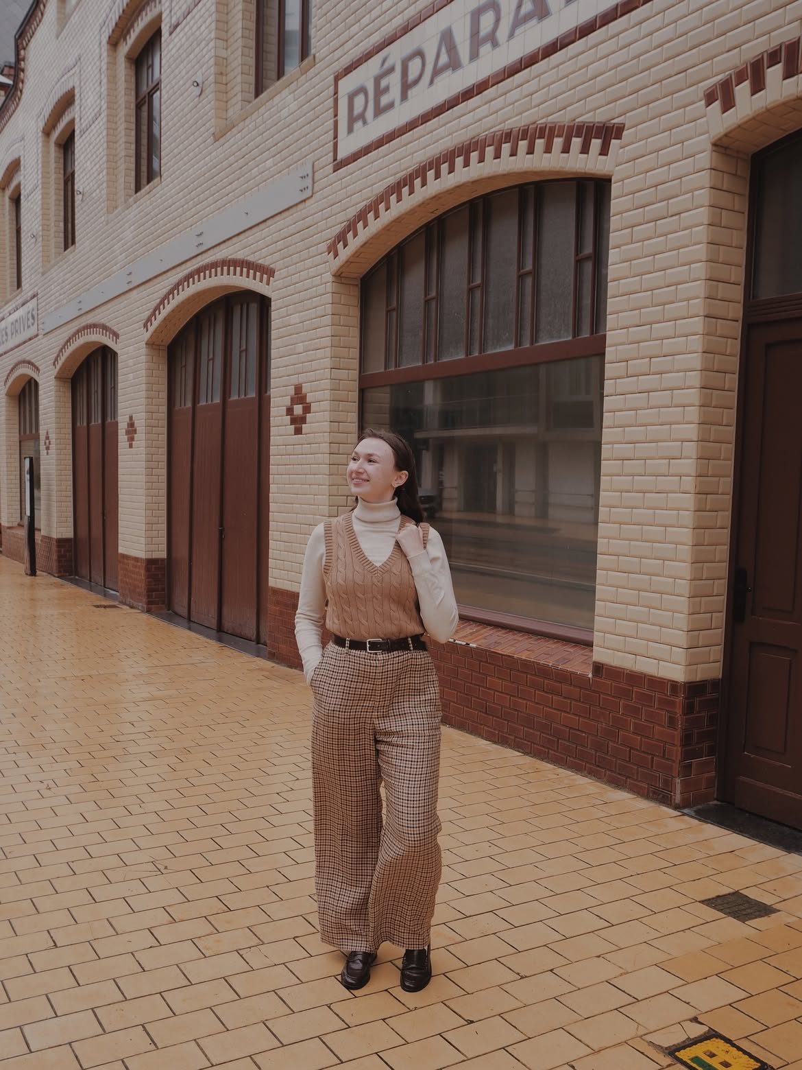 Chic Plaid Wide-Leg Trousers With Sweater Vest