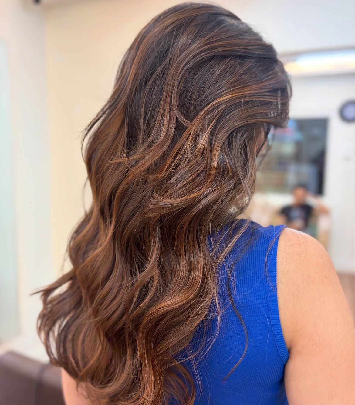 Cinnamon Swirl Highlights On Dark Brown Waves
