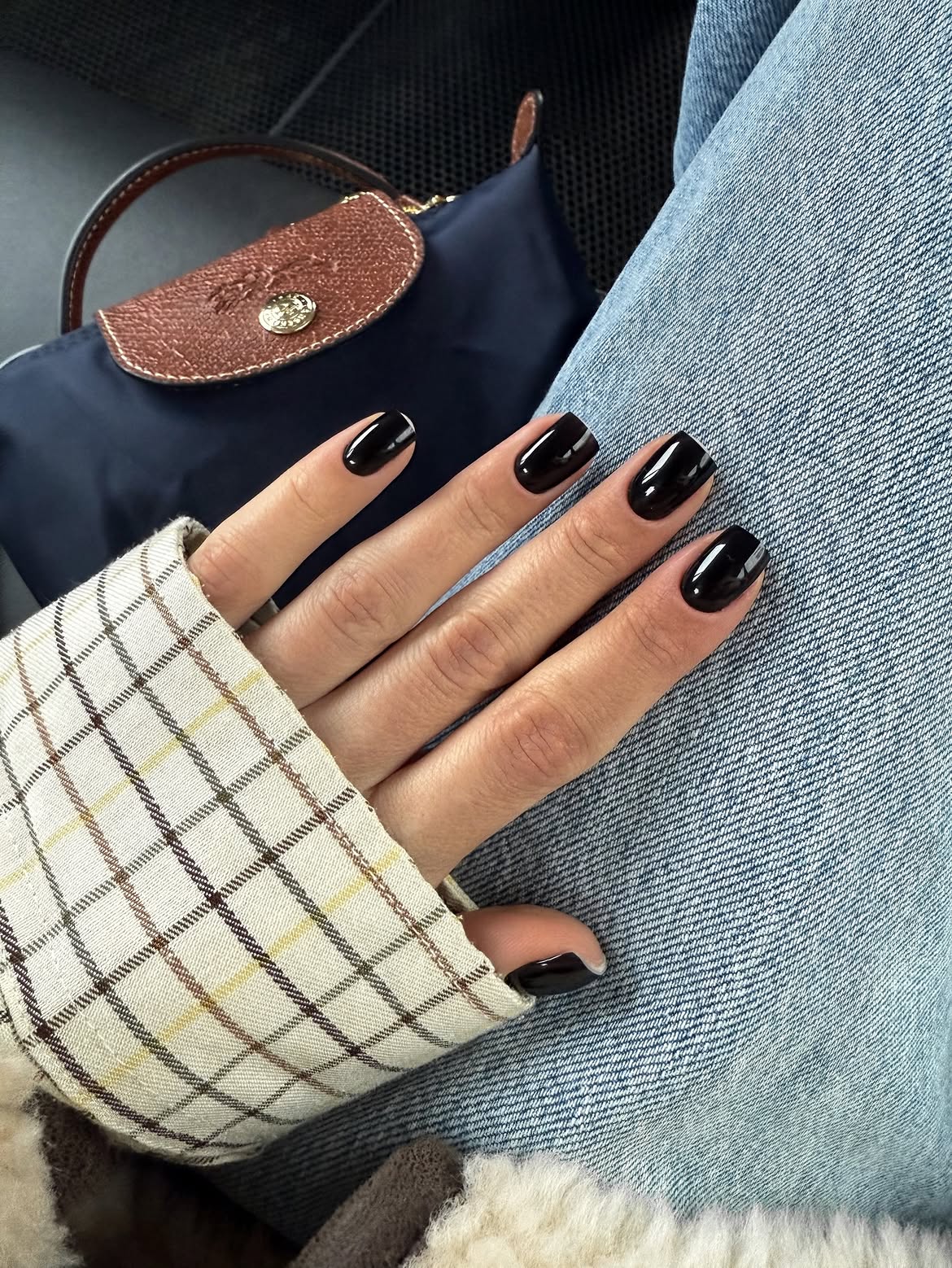Classic High Gloss Black Square Nails