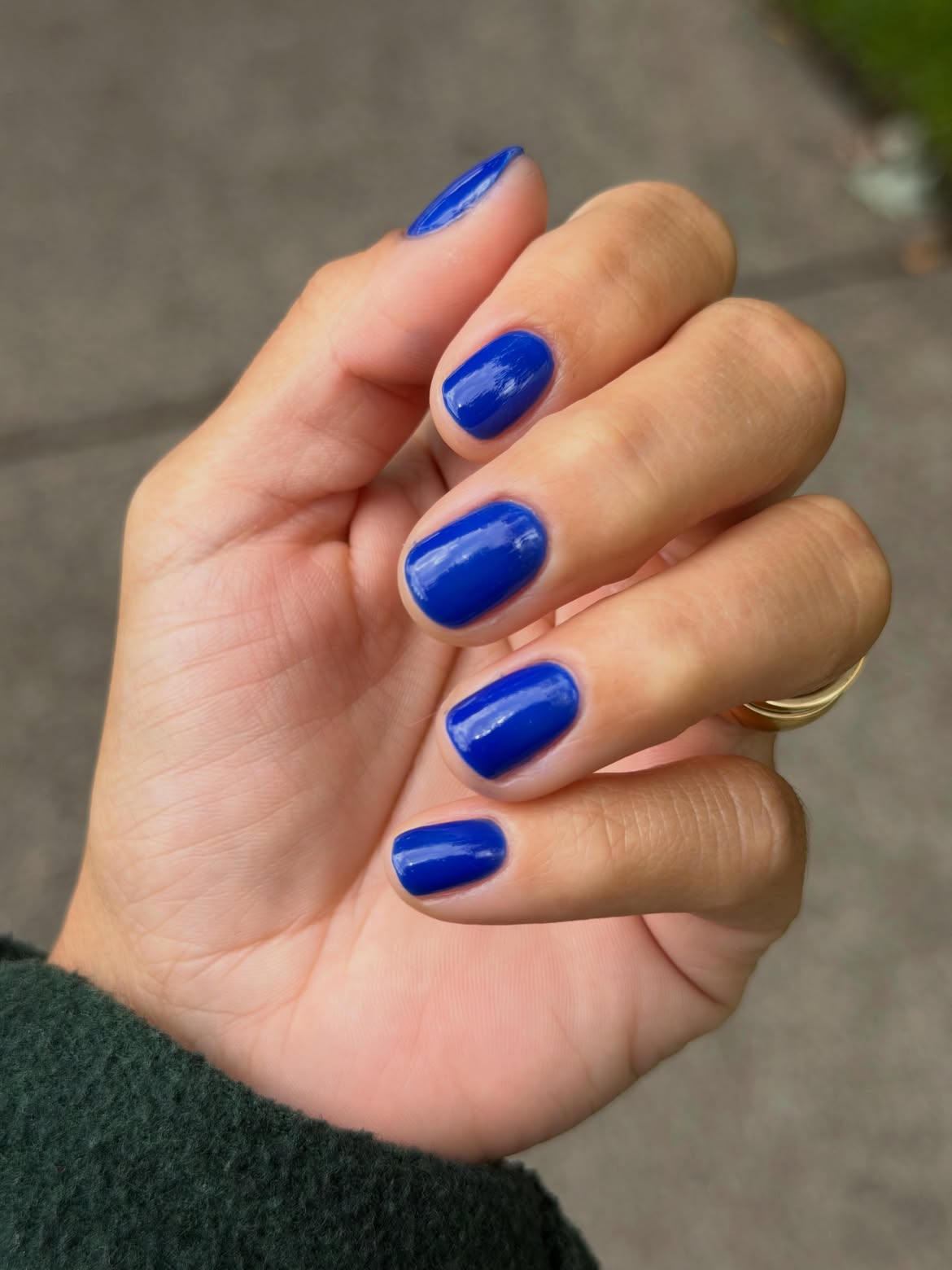Classic Royal Blue Glossy Short Oval Nails