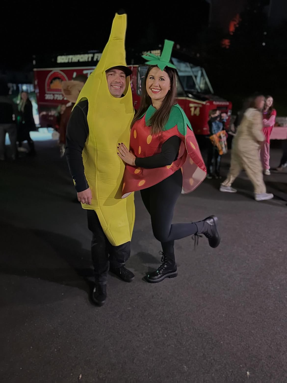 Couples Halloween: Fun Banana and Strawberry Costumes