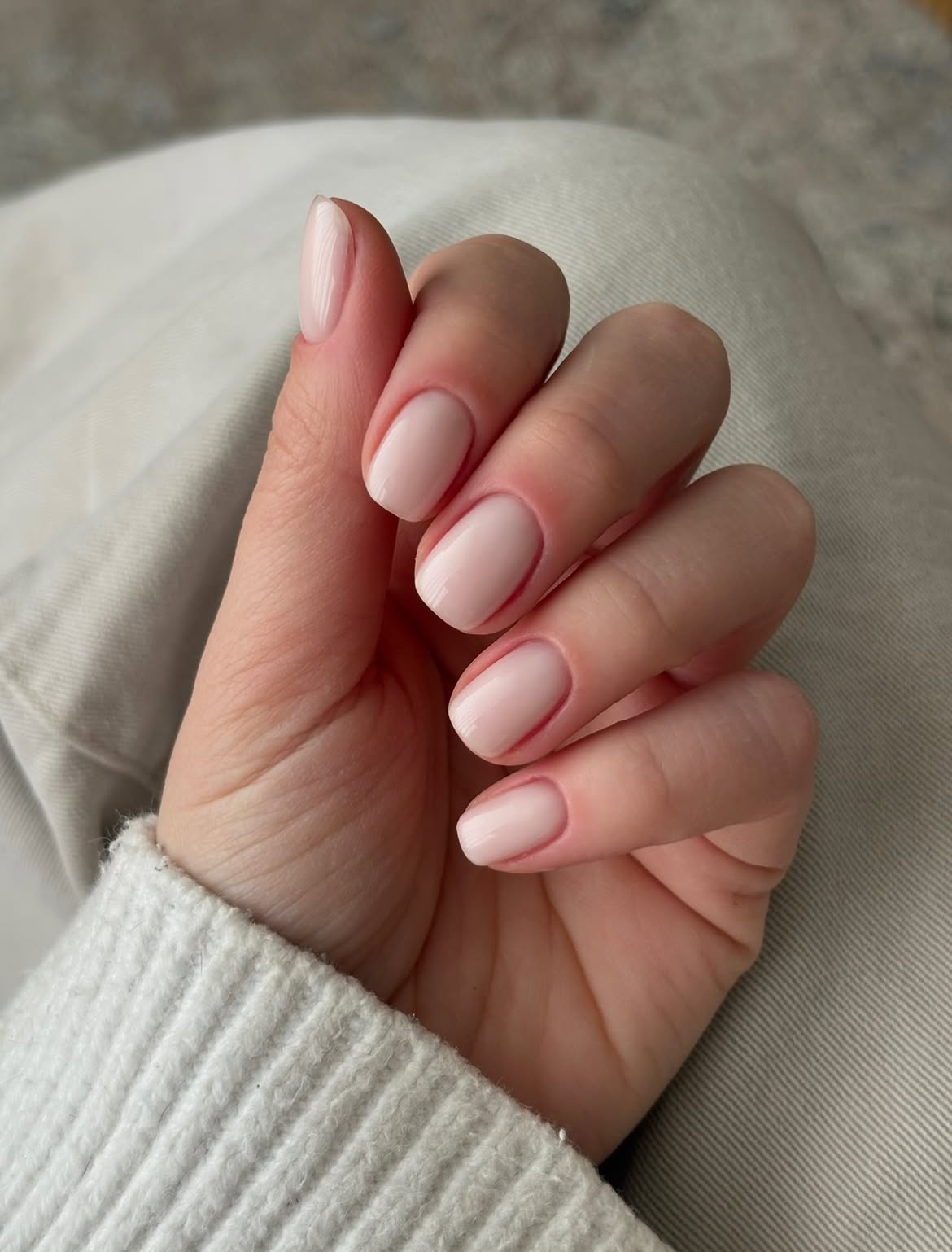 Creamy Peach Milky Gel Nails