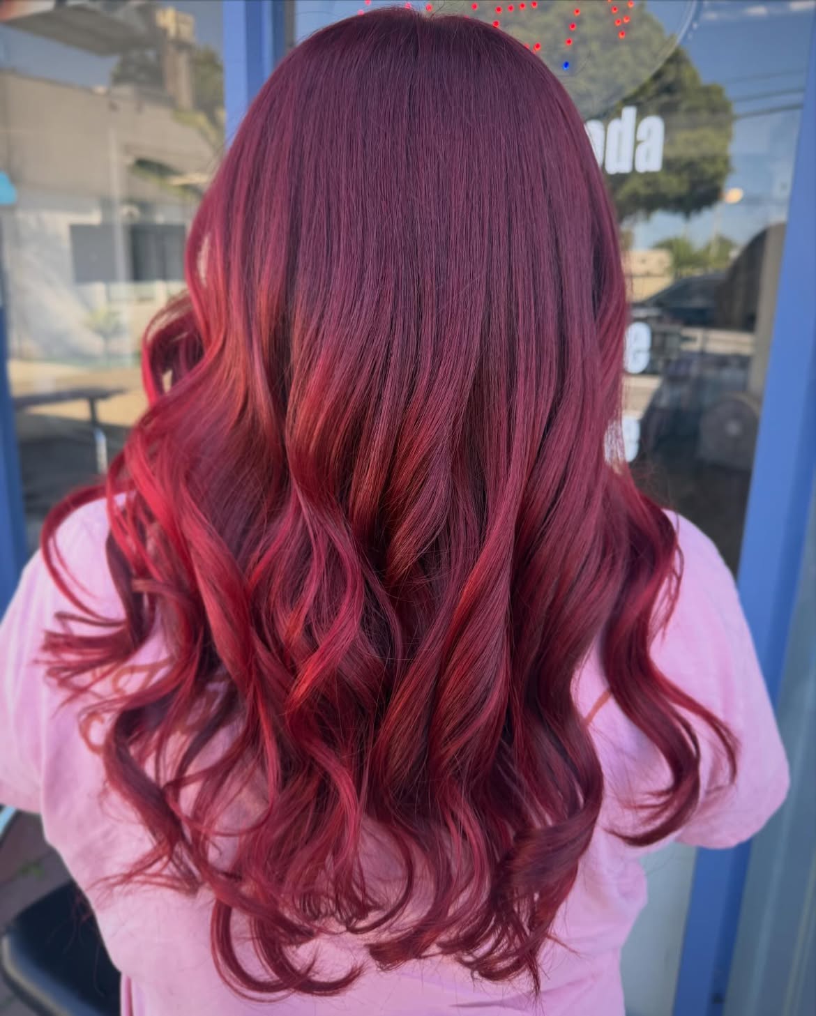 Crimson Red Graduated Ombre Waves
