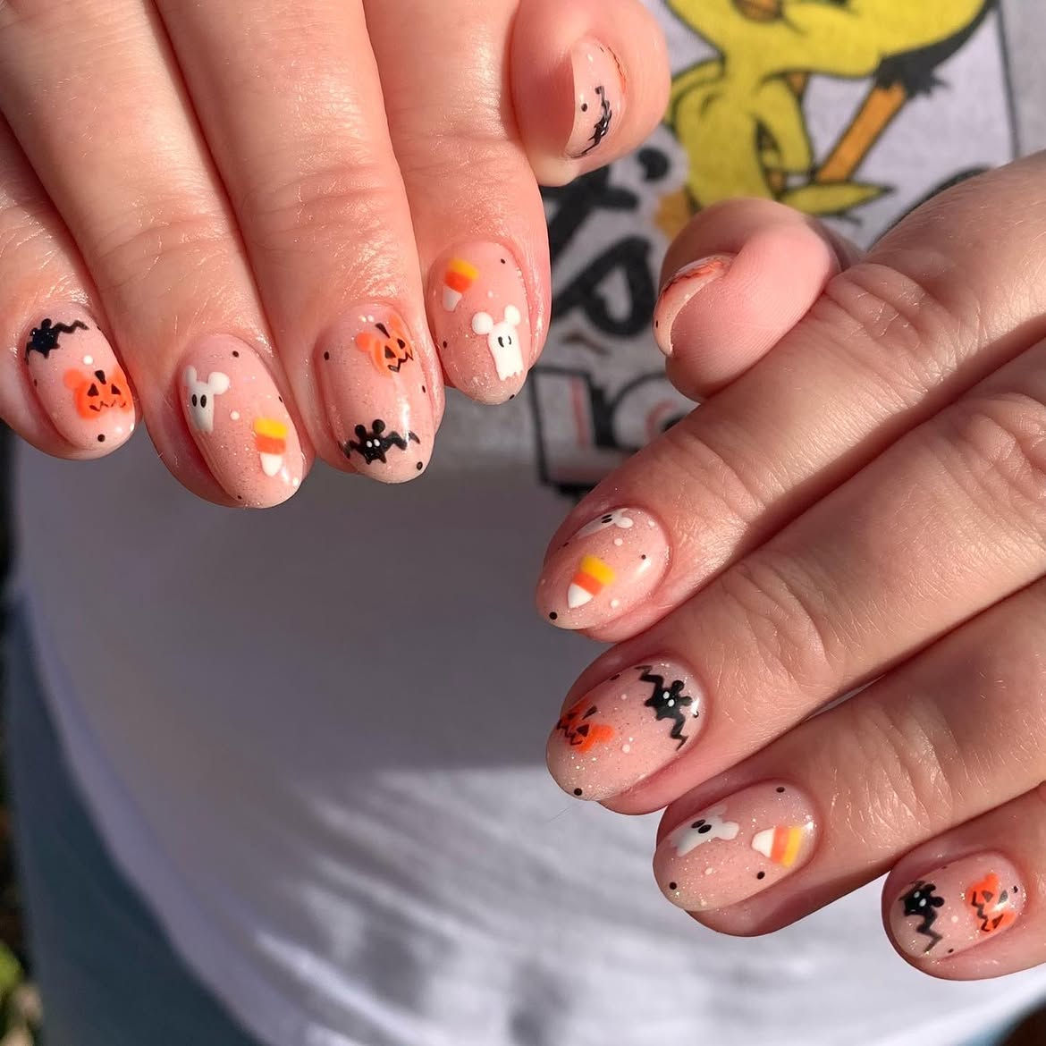 28 Stunning Pumpkin Nail Ideas for a Chic Fall Look 28 Cute Halloween Ghost Pumpkin Bat Candy Corn Nails