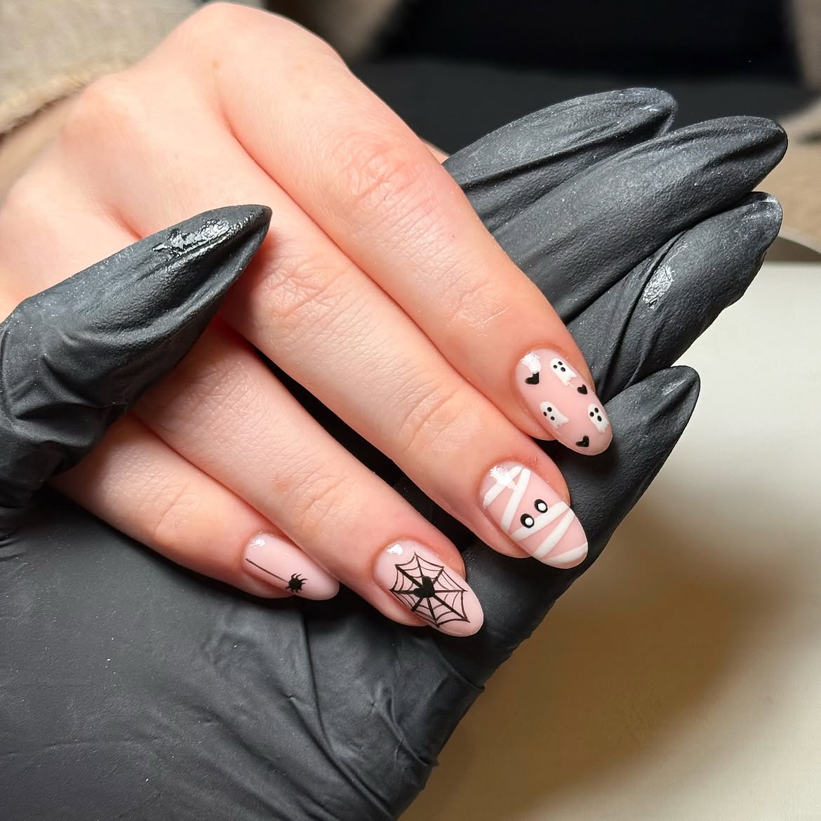 Cute Halloween Ghosts Mummy Spiderweb Nails