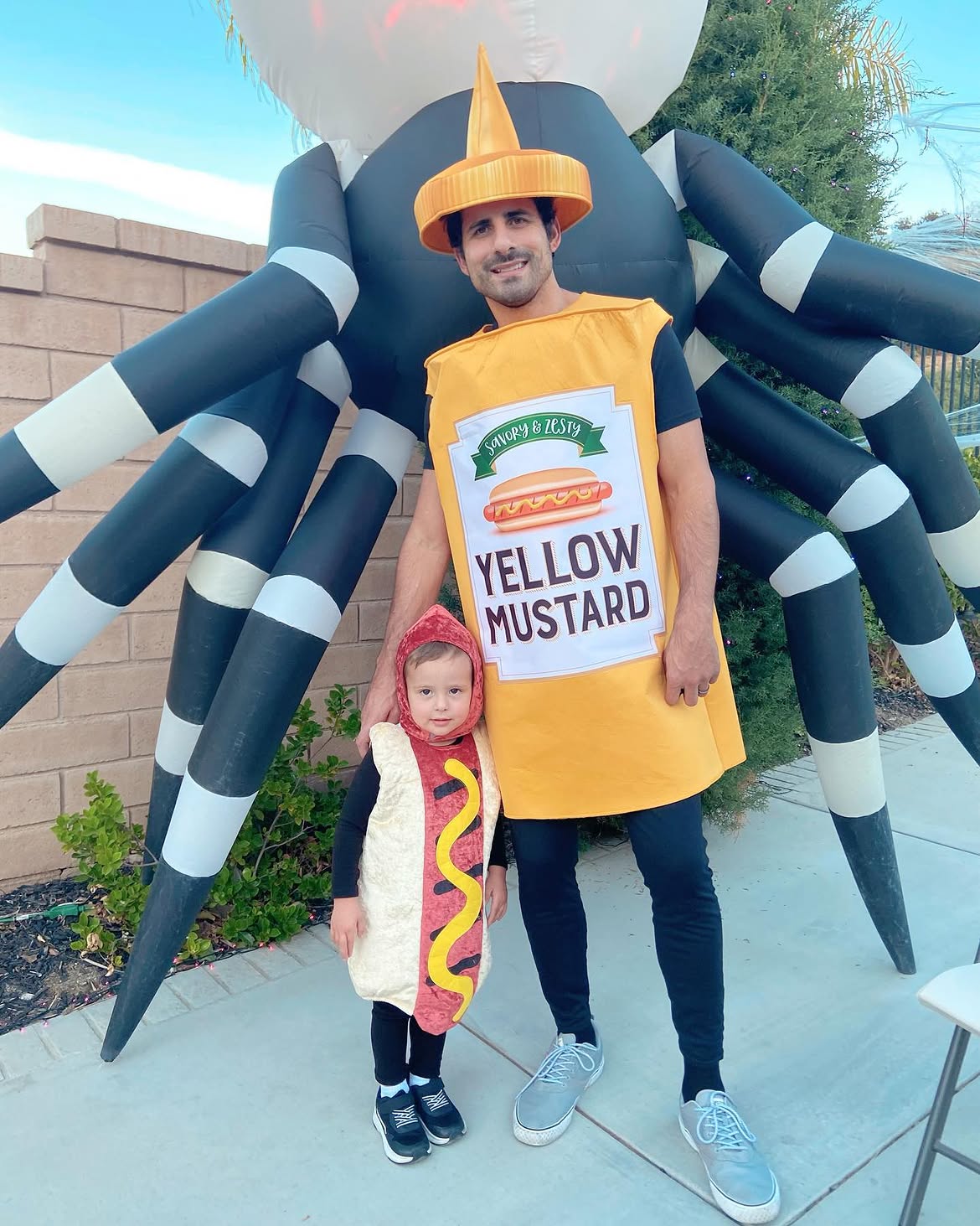 Dad & Kid's Cute Hot Dog and Mustard Halloween Costumes