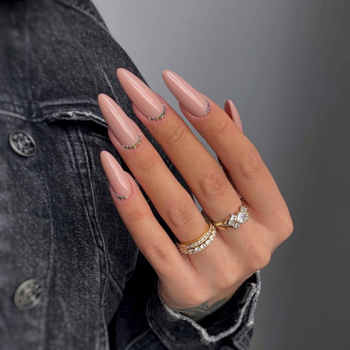 Dainty Gem Accent Almond Nails