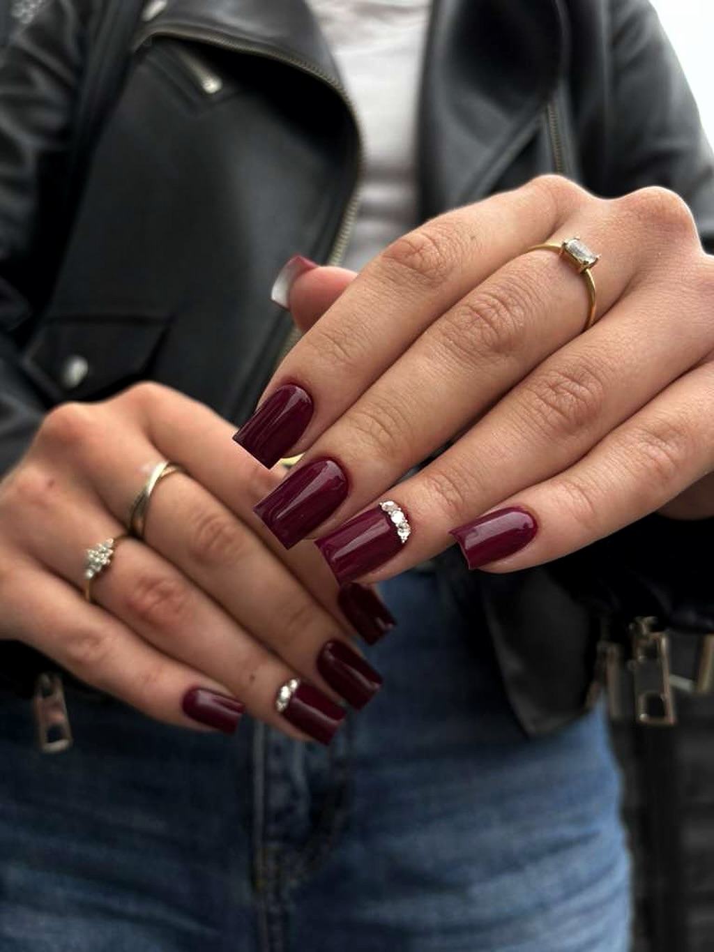 27 Must-Try Early Fall Nail Ideas For A Chic Autumn Vibe 16 Deep Cherry Red Square Nails with Rhinestone Accent
