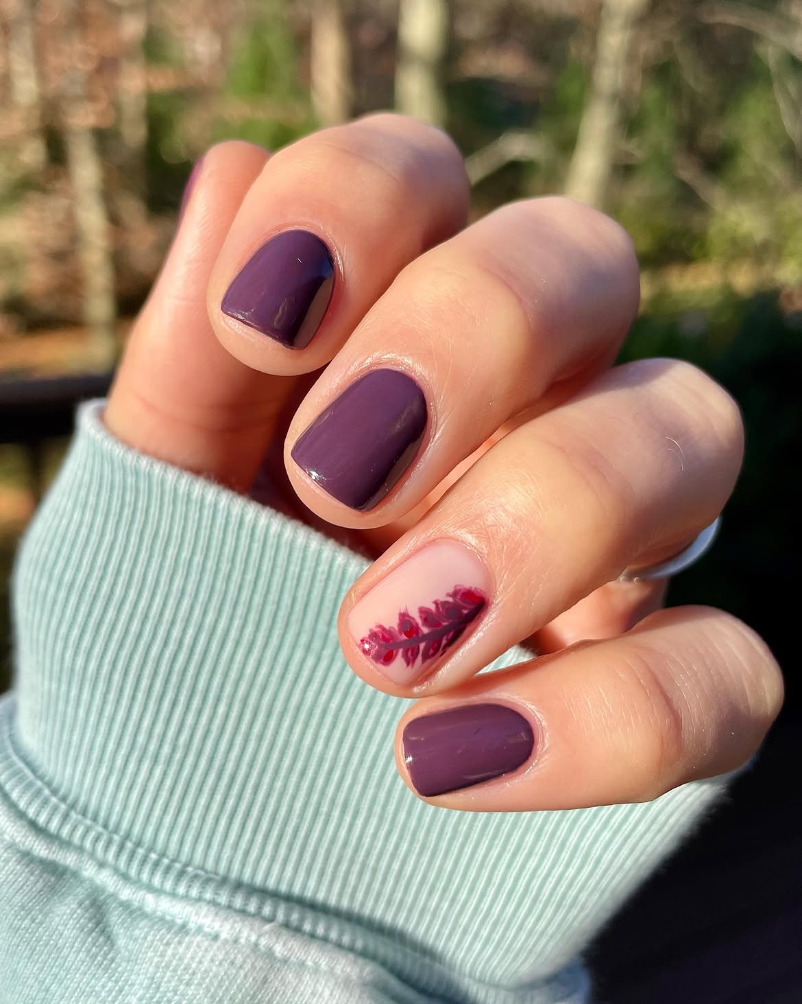 Deep Plum & Burgundy Leaf Accent Nails