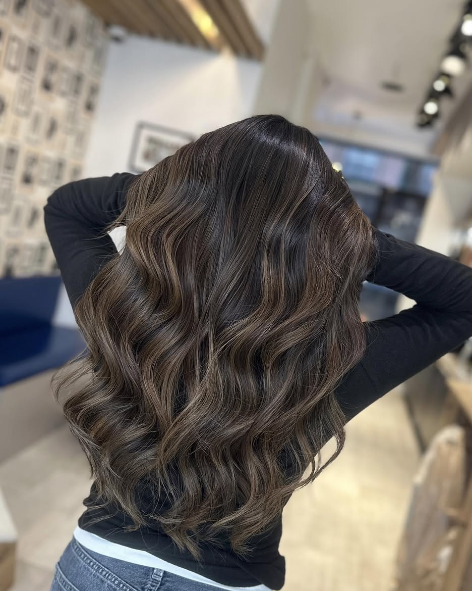 Dimensional Mocha Balayage With Loose Waves