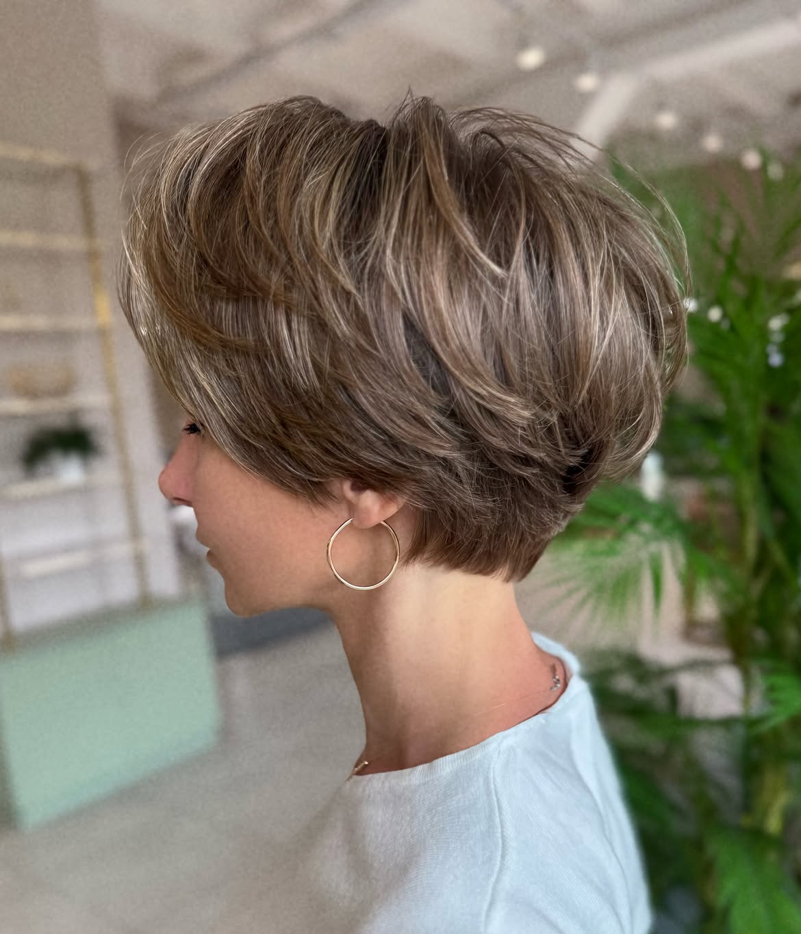 Effortless Textured Bob With Dimensional Color