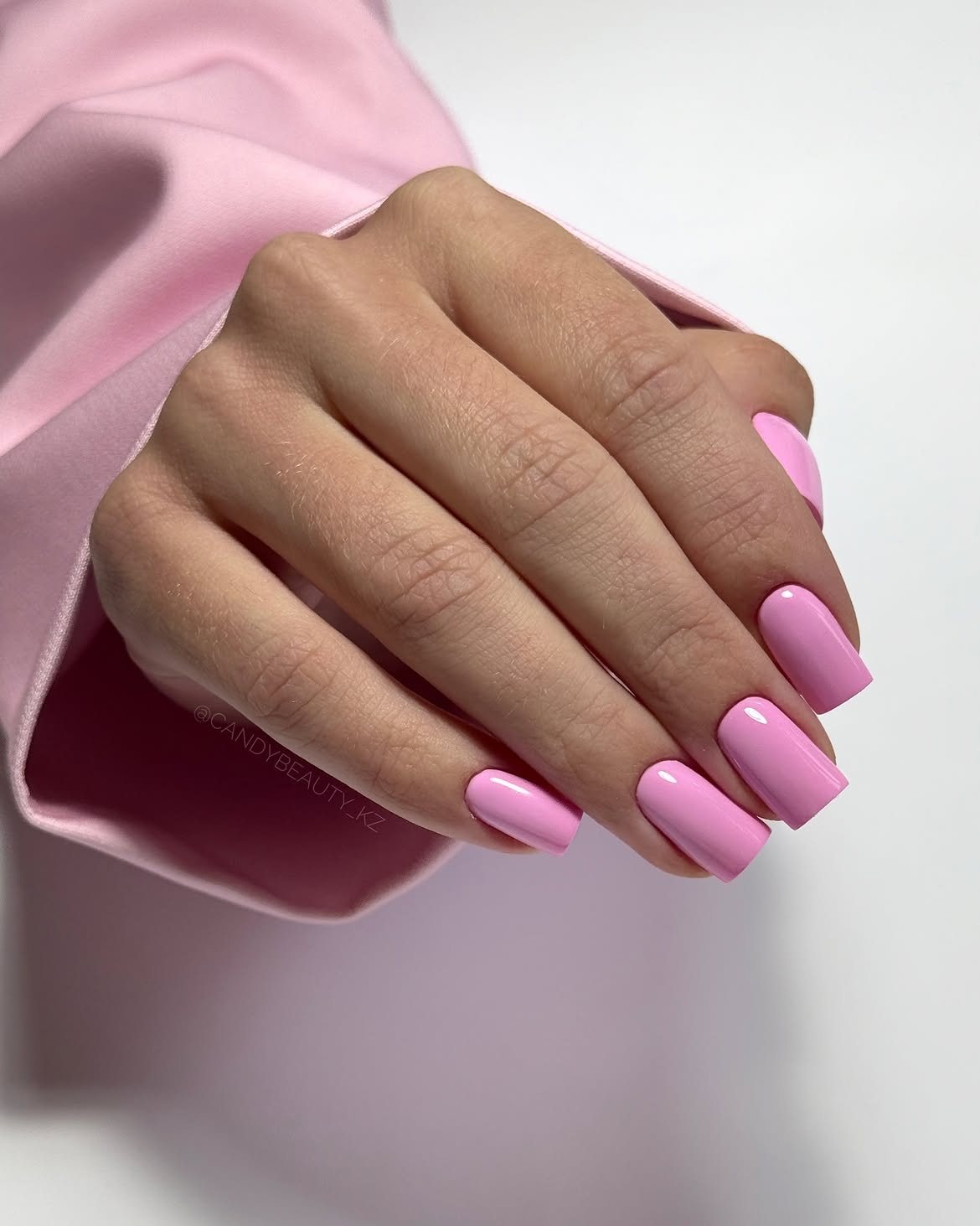 Fluffy Cloud Pink Glossy Square Nails