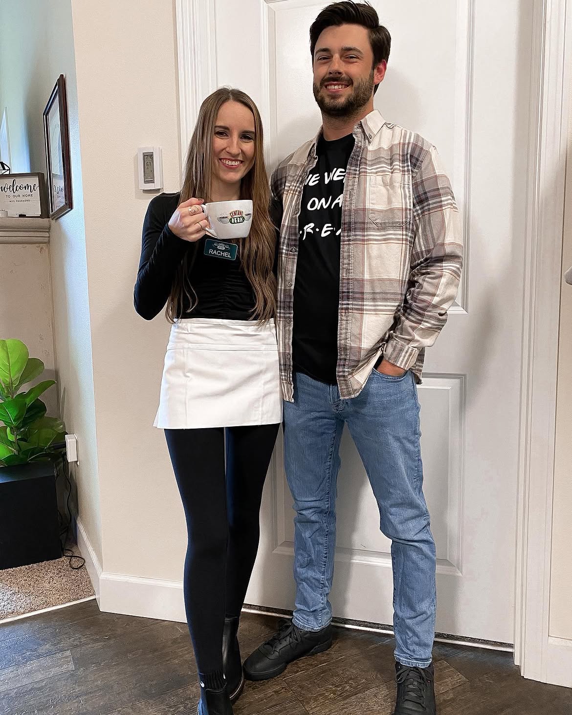 Friends TV Show Couples Costume: Rachel and Chandler