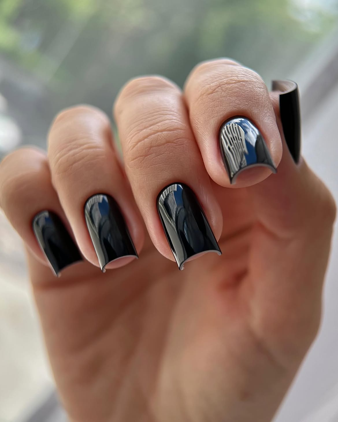 29 Stunning October Nail Ideas You Need To Try Now 29 Glossy Black Chrome Square Nails