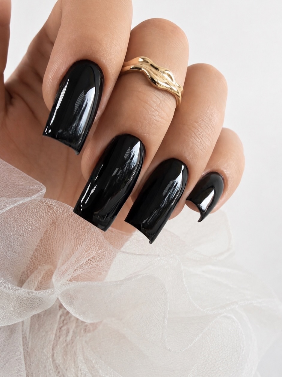 28 Stunning Coffin Nail Ideas for Your Perfect Fall Look 20 Glossy Black Coffin Nails With Gold Ring