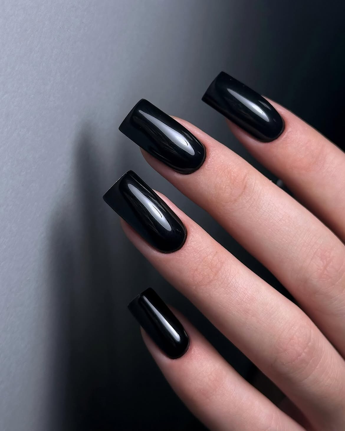 Glossy Black Square Nails with High Shine