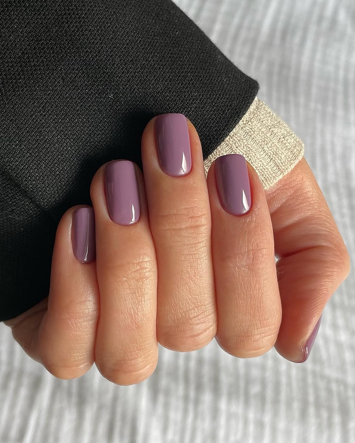 Glossy Muted Lavender Square Nails