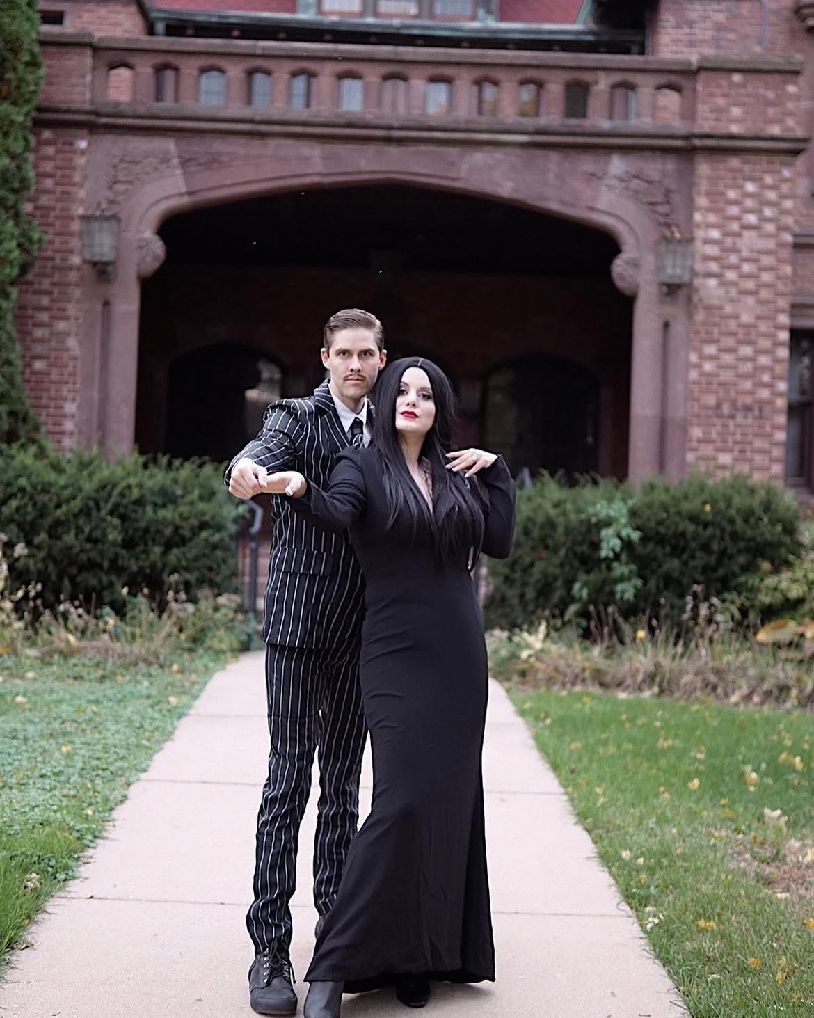 Gomez And Morticia Addams Halloween Couple Costume