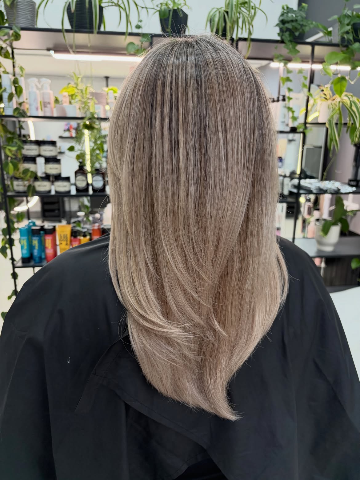 Layered Ash Blonde Mid-Length Cut for Fall