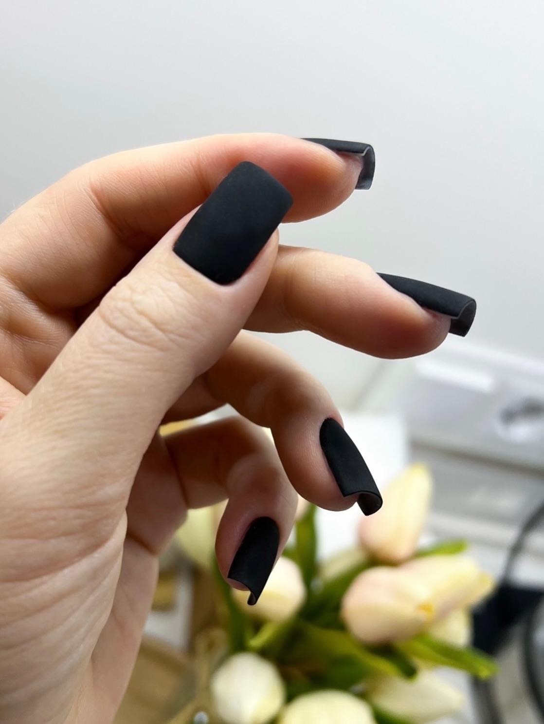 28 Stunning Coffin Nail Ideas for Your Perfect Fall Look 7 Matte Black Coffin Nails With Subtle Curve