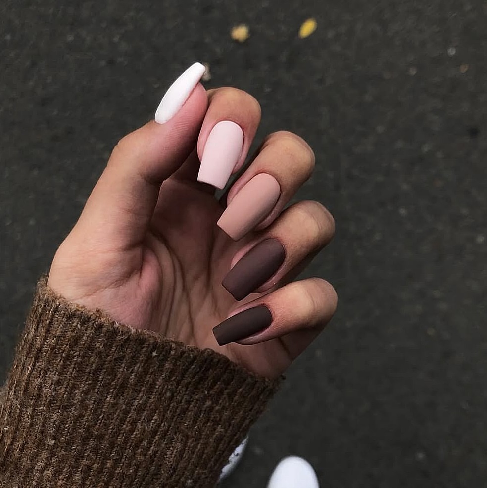 Matte Gradient Neutral Coffin Nails