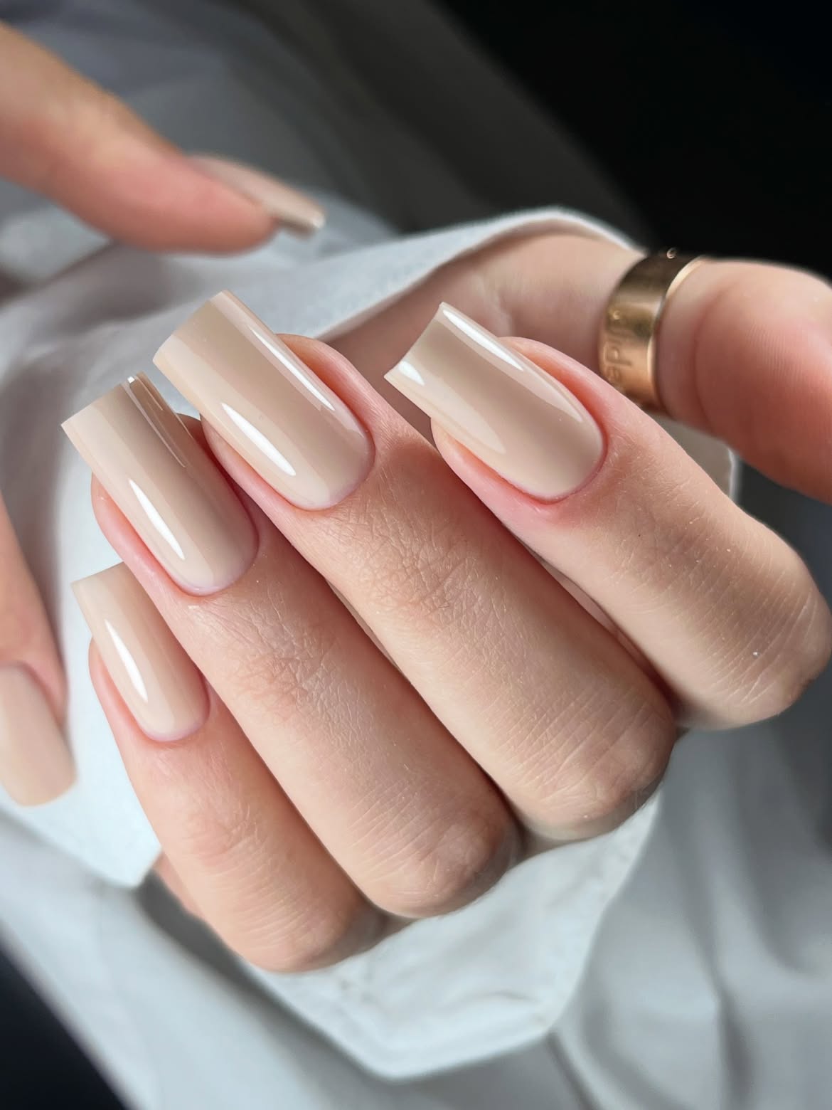 Milky Beige Glossy Square Nails
