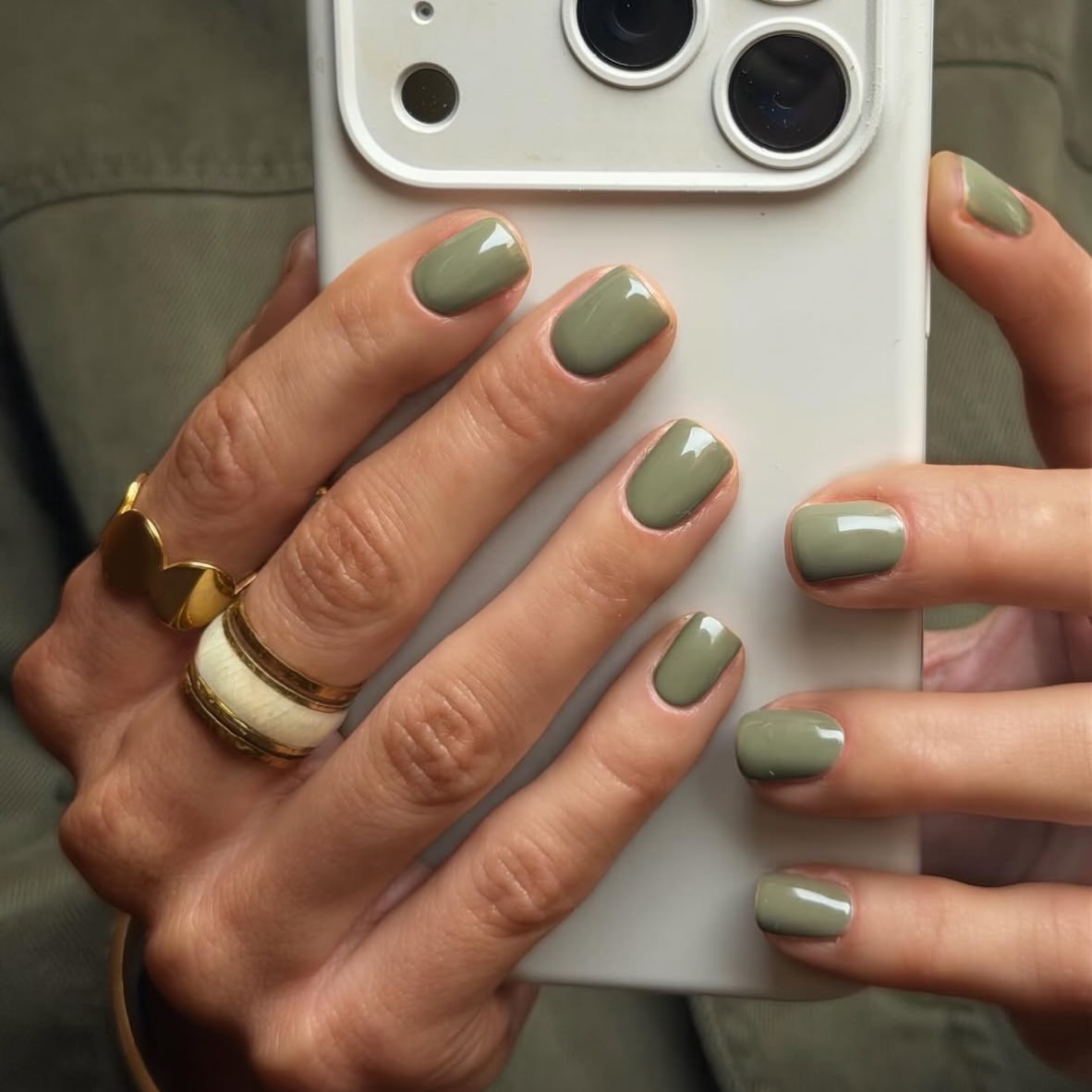 Muted Sage Green Glossy Short Nails