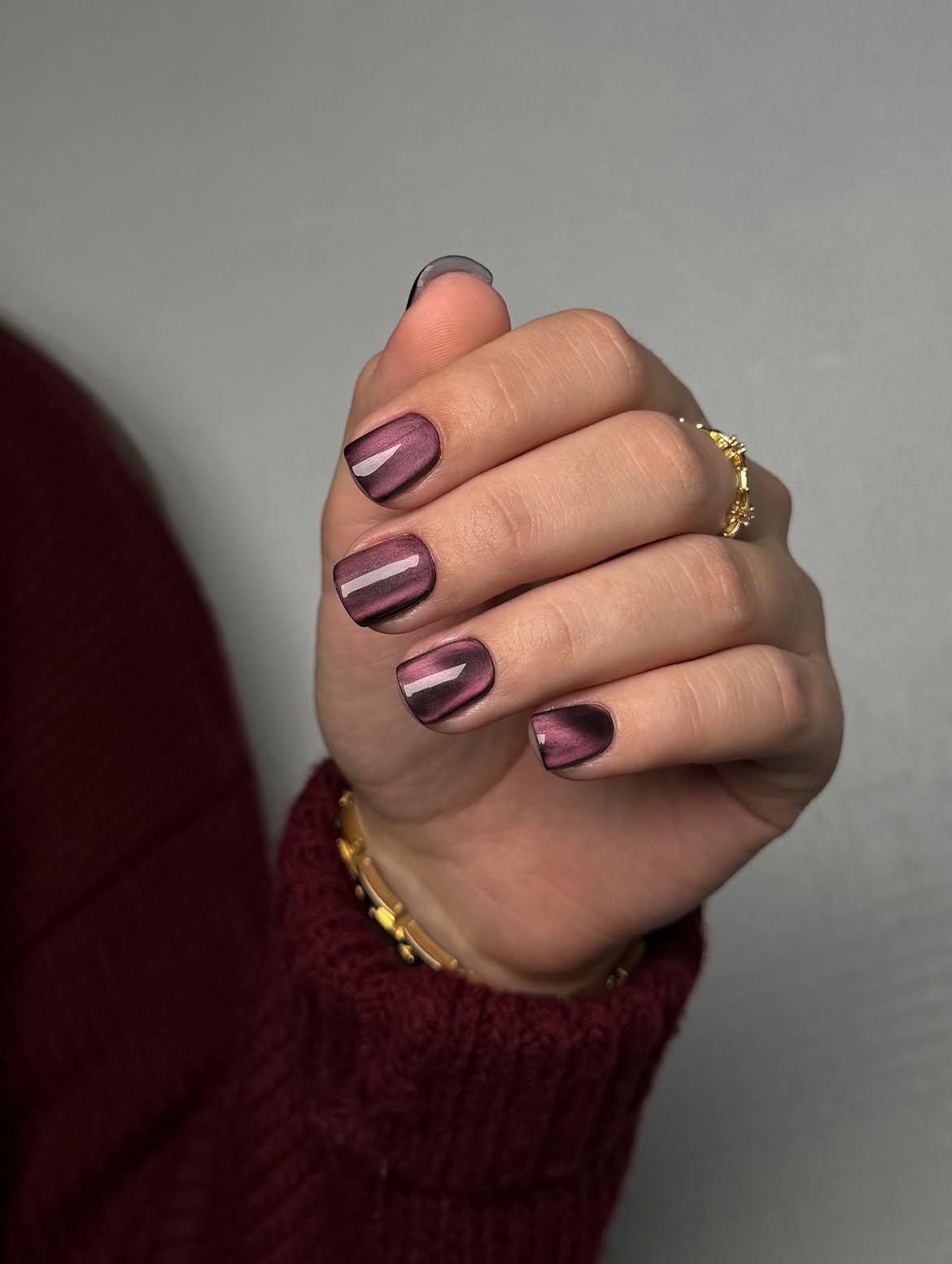 Mystic Mulberry Cat Eye Nails