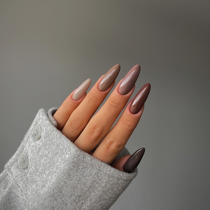 Ombre Chocolate & Creamy Taupe Almond Nails