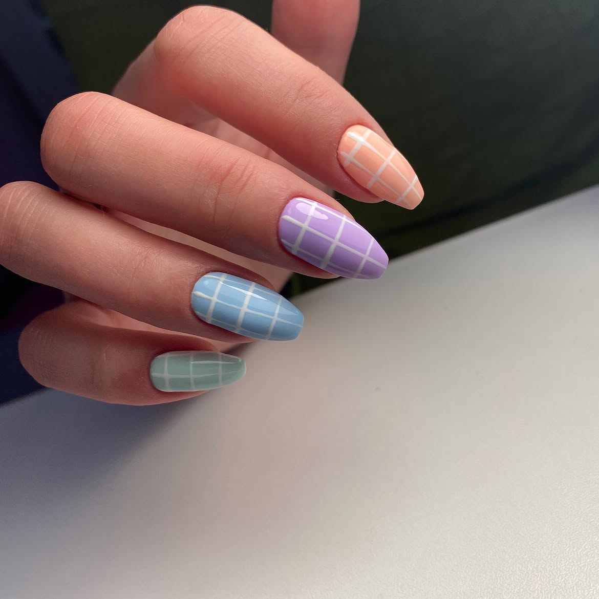 Pastel Plaid Coffin Nails with White Grid