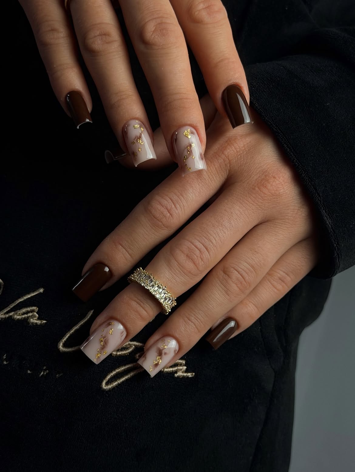 Rich Chocolate Swirl Marble Gold Flake Nails