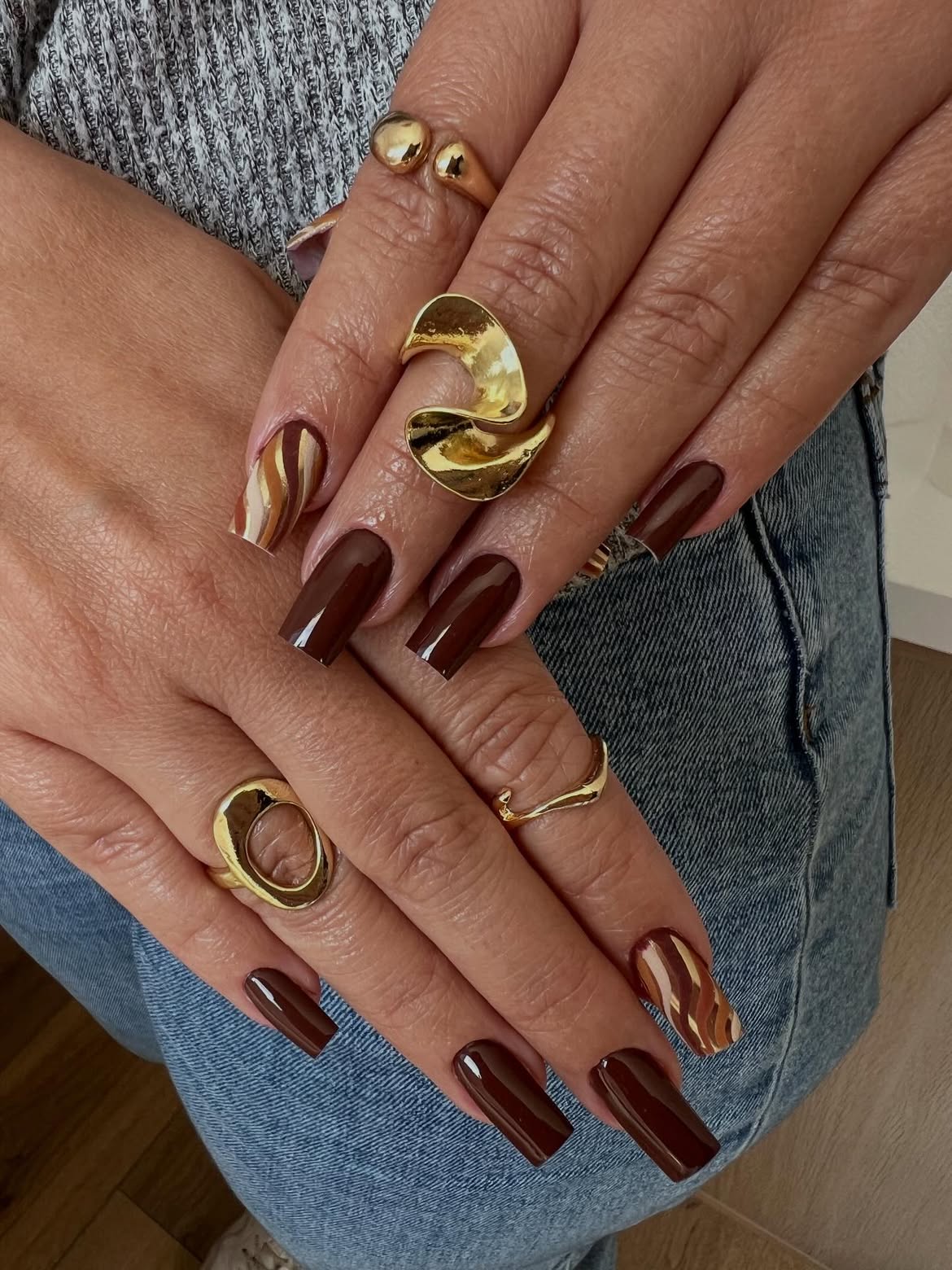 Rich Chocolate Swirl Square Nails