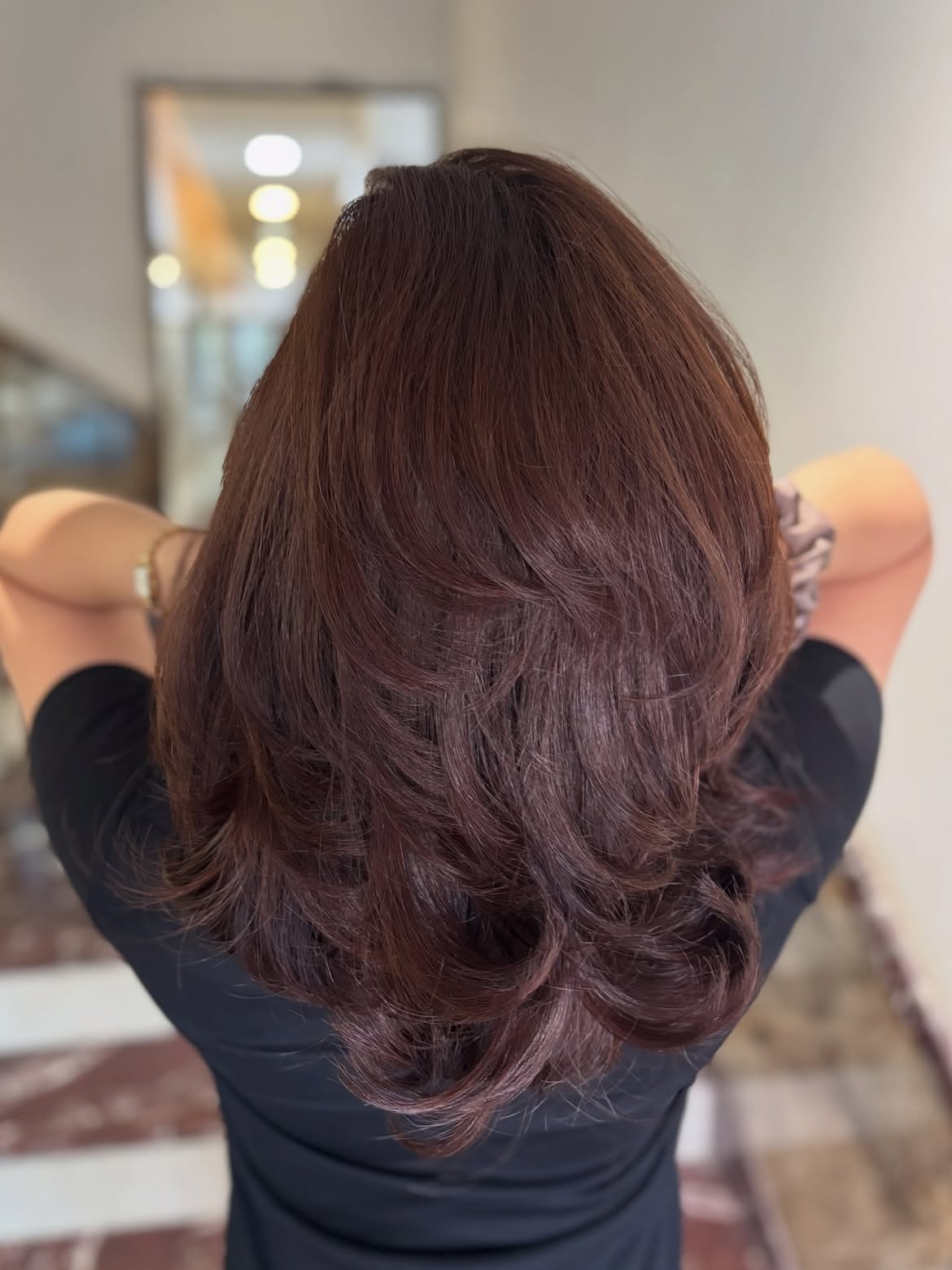 Rich Cinnamon Brown Layered Mid-Back Cut