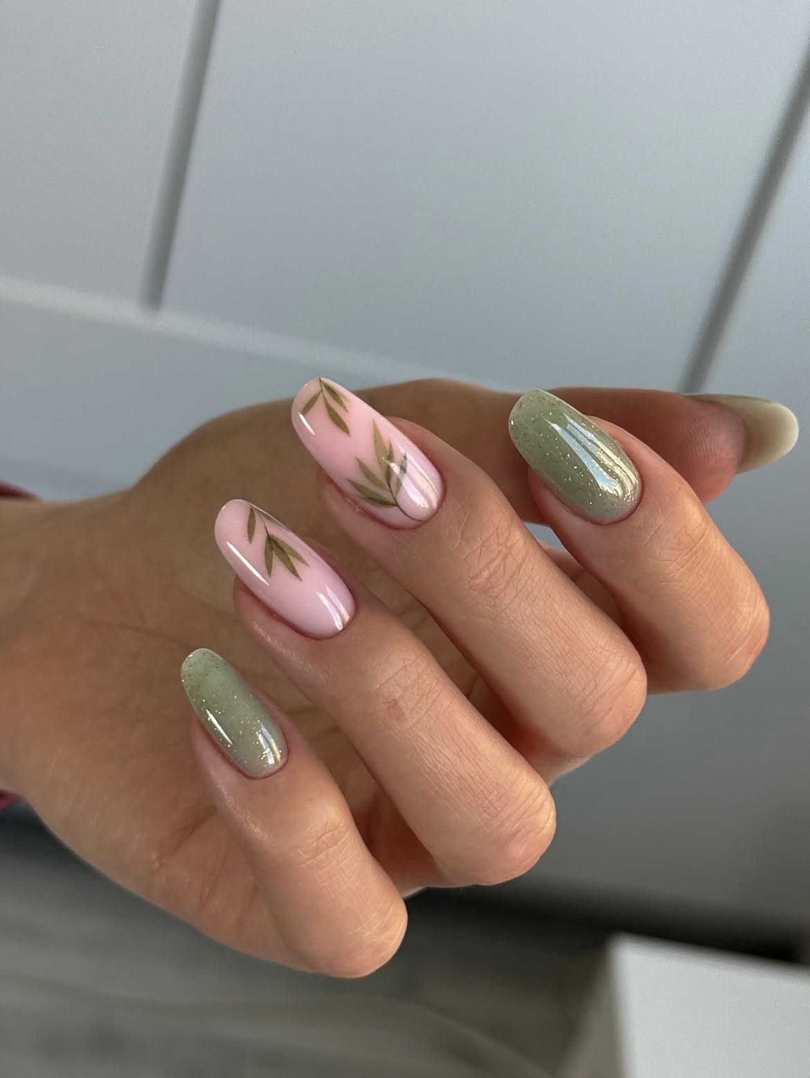 29 Stunning Fall Leaves Nail Ideas You Need To Try Now 30 Shades of Green and Pink Leaf Accent Nails