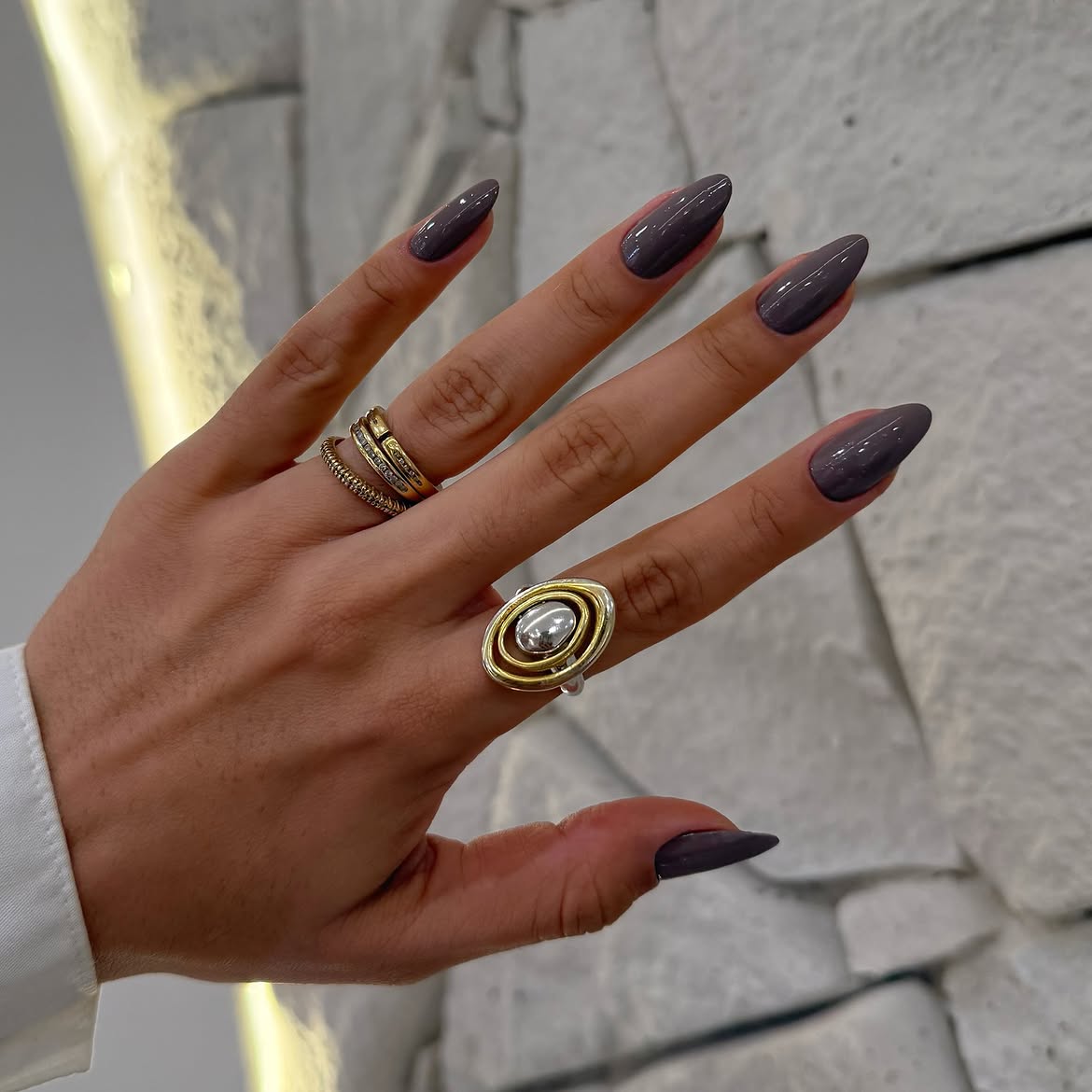 Smoky Mauve Almond Glossy Nails
