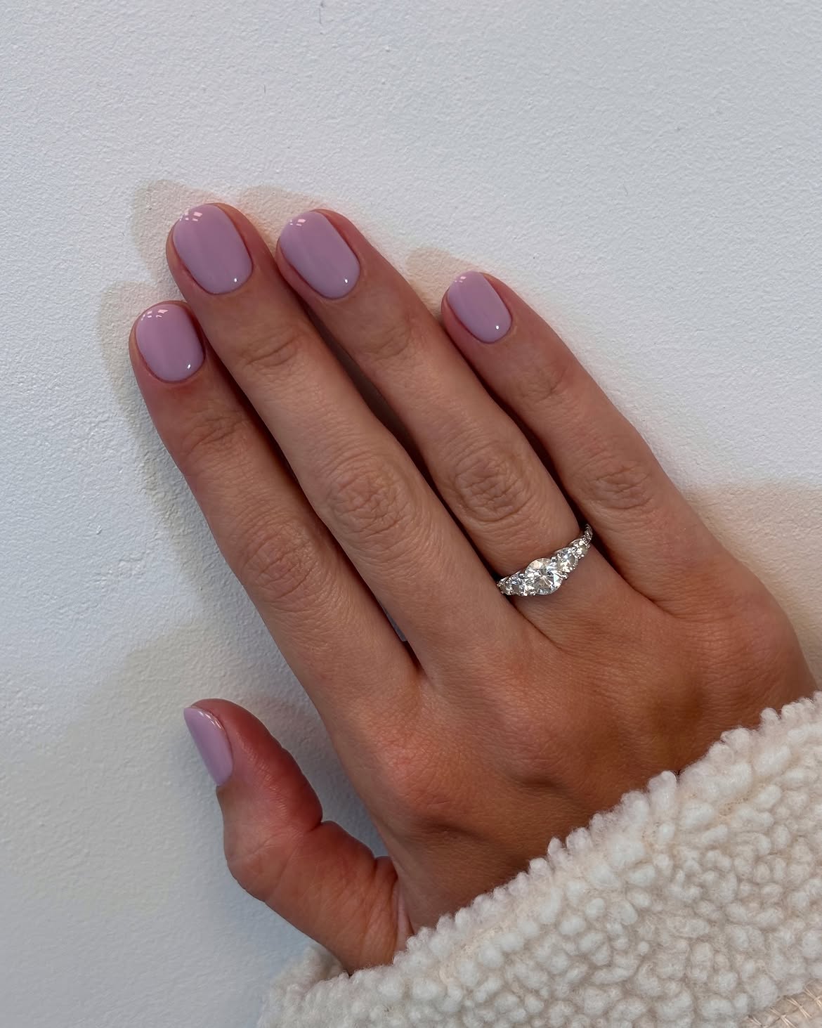 Soft Lavender Glossy Oval Nails